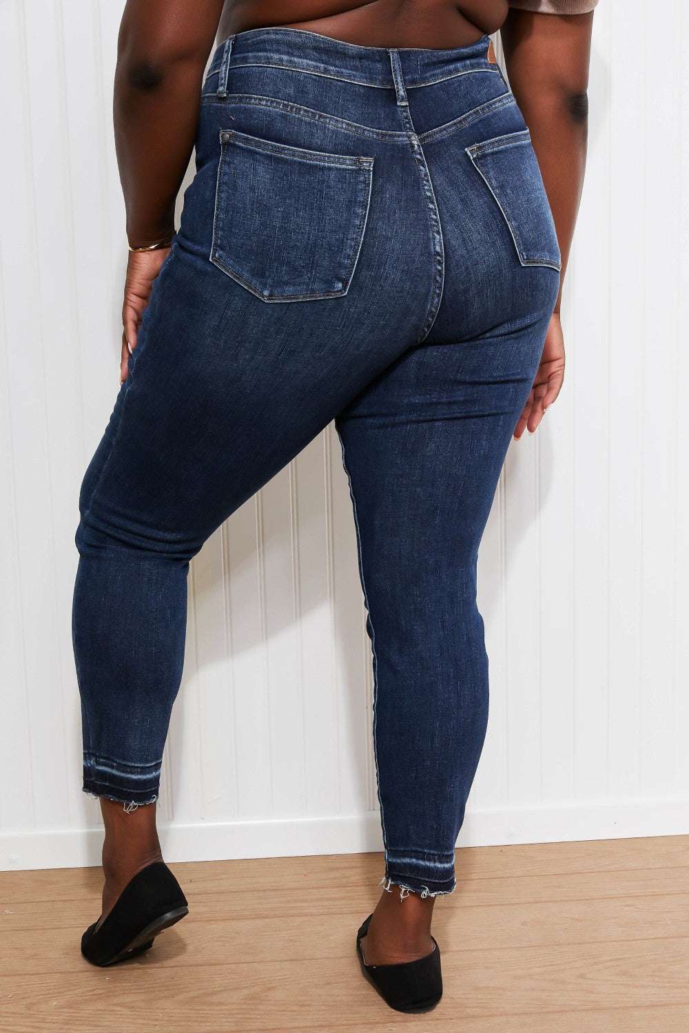 Judy Blue Juliet Full Size Tummy Control Skinny Jeans - Jeans Junction Online
