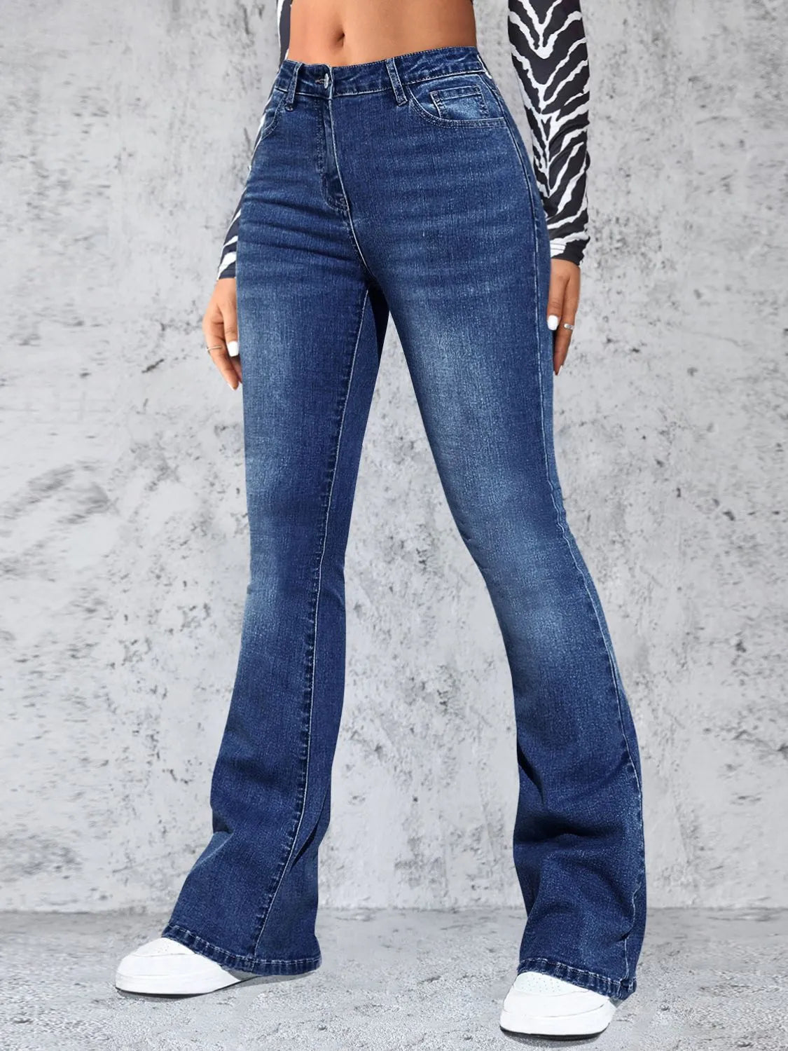 High Rise Jeans with Pockets - Jeans Junction Online