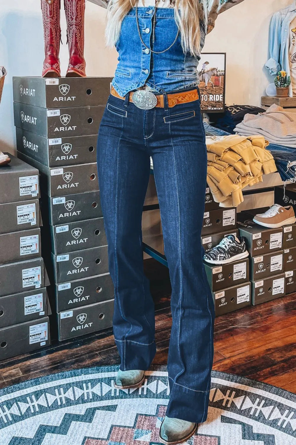 Center Seam Deep Wash Straight Jeans - Jeans Junction Online